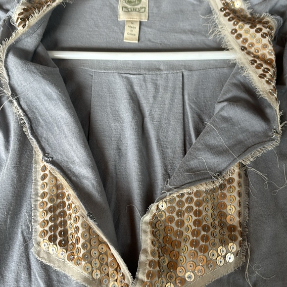 Tunic by “Tiny” from Anthropologie in a size Medium - Picture 11 of 11